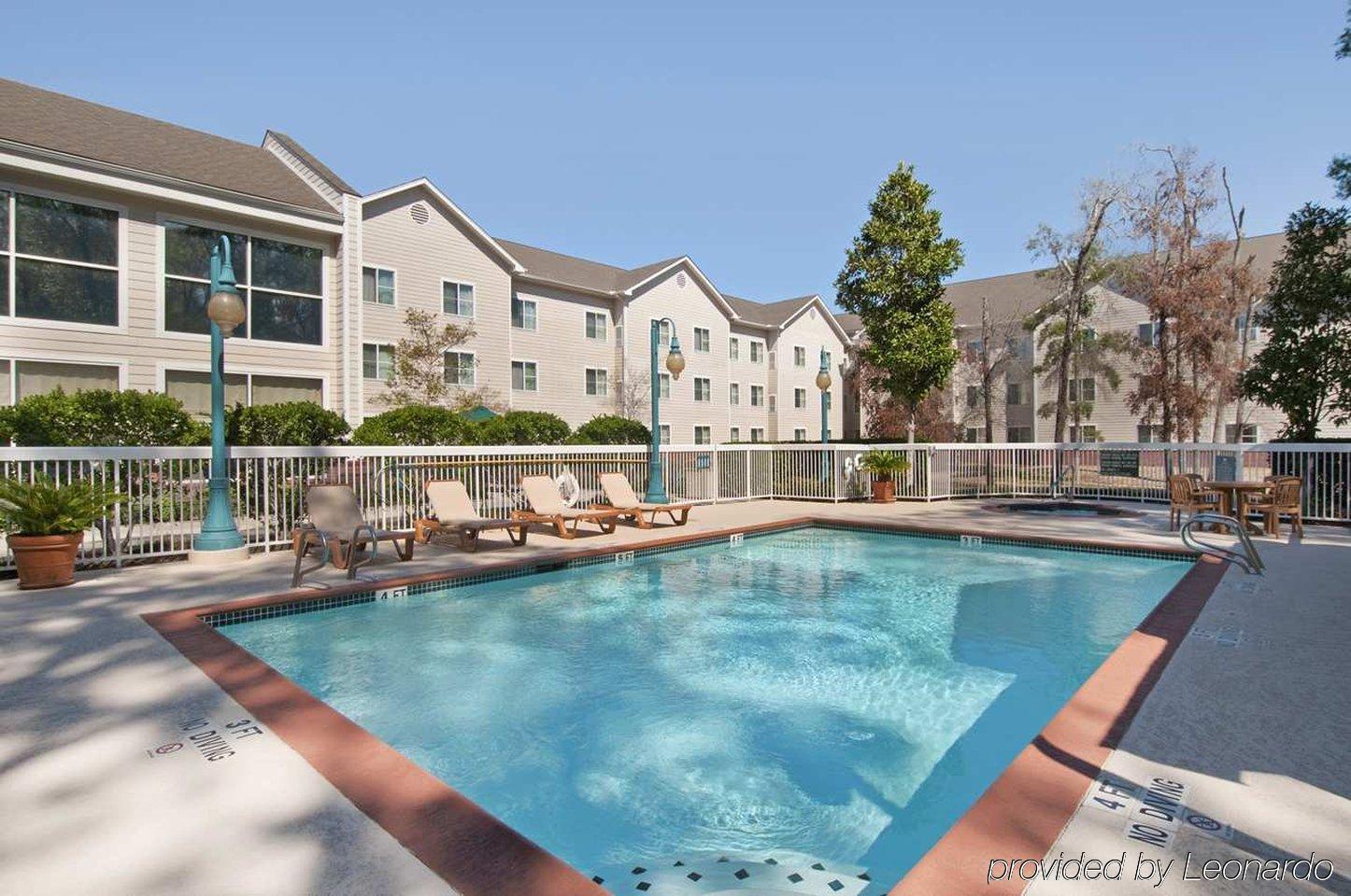 Homewood Kingwood Parc Airport Area Hotel 3*