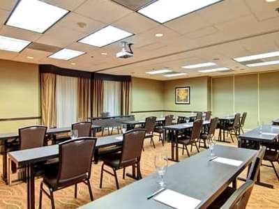 Hotel Homewood Kingwood Parc Airport Area